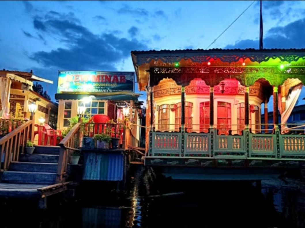 New Minar Group Of Houseboats Otel Srīnagar Dış mekan fotoğraf